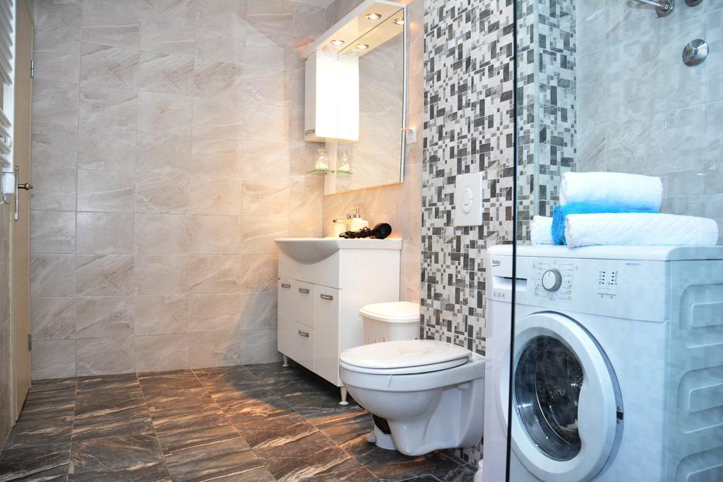Wukovic Apartments Tivat Eksteriør bilde