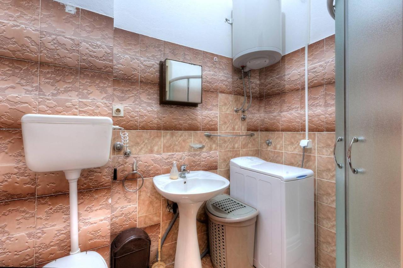 Wukovic Apartments Tivat Eksteriør bilde