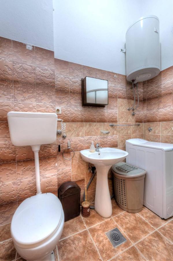 Wukovic Apartments Tivat Eksteriør bilde